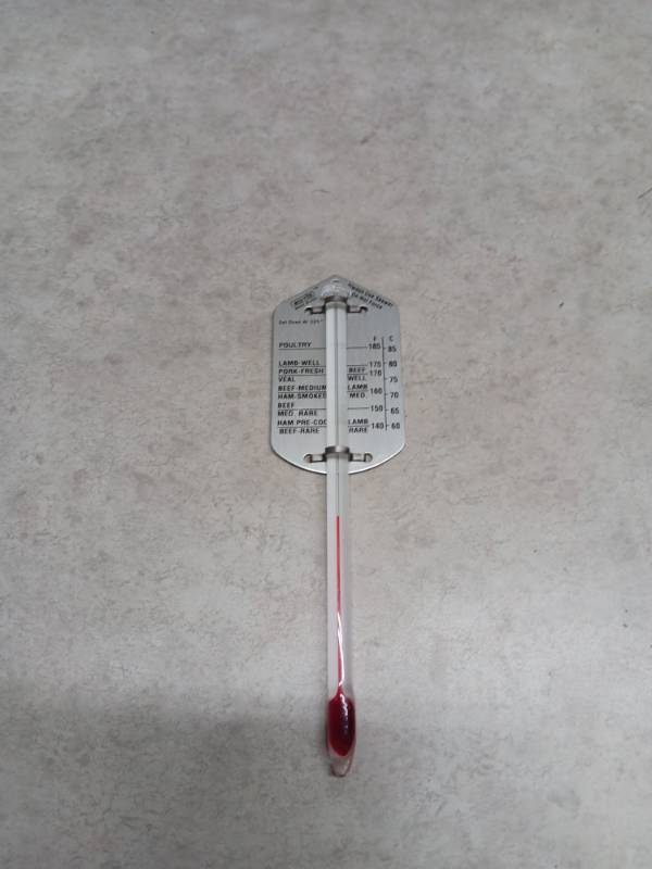 lot 1095 image: Meat Cooking Thermometer w Temperature Guide