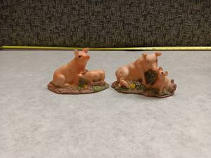 lot 1234 image: Ks Collection Hand Painted Pig Figurines