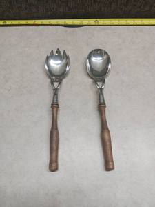 lot 1273 image: Newberry Pewter Salad Fork and Spoon Serving Set