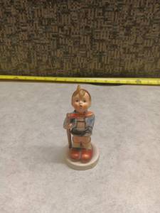 lot 1280 image: Goebel W Germany Hummel Figurine Hiker Boy