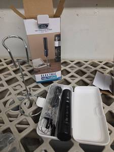 lot 509 image: Electric Milk Frother - Retail $0