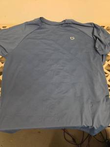 lot 597 image: XL Mens Breathable T-Shirt  - Retail $0