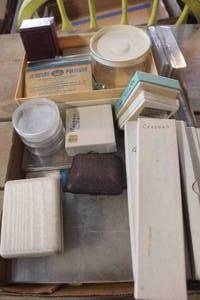 lot 4043 image: Flat of Misc. Empty Jewelry Boxes and More