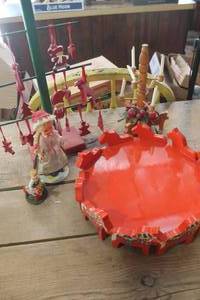 lot 4067 image: Wood Dala Horse Cake Tray and more Swedish items