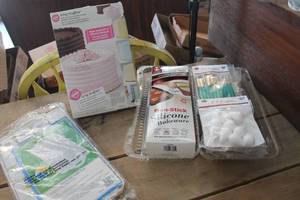 lot 4075 image: Sugar Art Supplies, Icing Sculptor Kit & More