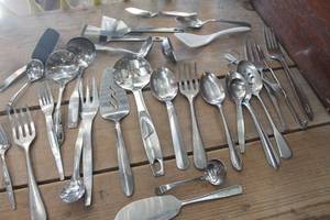 lot 4113 image: Misc. Serving Utensils and More