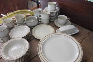 lot 4114 image: Made in Japan Stoneware Dishes Large Lot