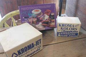 lot 4133 image: IOB Kroma-Jet Airbrush System and More