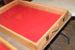 lot 4196 image: Wood and Glass Display Case 20 x 30