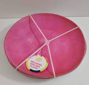 lot 64361 image: Target Melamine Plates 4Pack - Retail $5