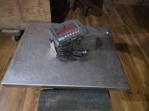 lot 9 image: DigiWeigh DWP-102E Digital Scales Platform Scale