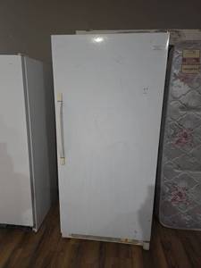 lot 11 image: White Upright Freezer Single Door