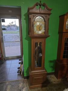 lot 25 image: Emperor Clock Company Floor Standing Grandfather Clock with Pendulum