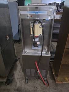 lot 46 image: Taylor Soft-Serve commercial Ice Cream Machine