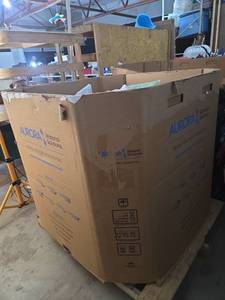 lot 219 image: Gaylord Box full of Mixed iPhone Cases and Accessories
