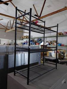 lot 55 image: Small shelf