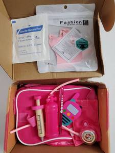 lot 73721 image: Doctor Kit for Toddlers 3-5 Girls, Kids Doctor Play Set for Pretend PlayHeartbeat Stethoscope, Doctor Coat for Dress-Up Play, Storage Bag, Christmas Gift, Birthday Gift for Girls Ages 3-6 - Retail $20