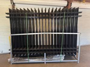 lot 5014 image: SKLP Galvanized Steel Fence Model SK-N20 10FT x 7FT  20 Panels  21 Posts