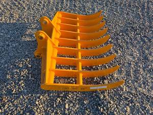 lot 5026 image: CAT 303 Mini Excavator 38inch Root  Brush Rake Attachment