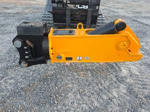 lot 5033 image: Eagle Beak Metal Shear EBS46 46 Excavator Attachment for 4-6 ton Excavators