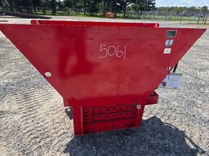 lot 5061 image: GIY Skid Steer Block  Rock Crusher Model GY-BC72