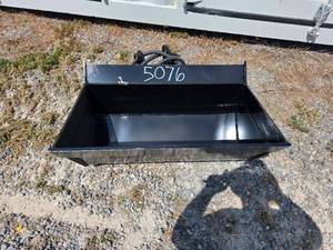 lot 5076 image: Excavator 5 Ton Hydraulic Tilt Bucket Model D5T