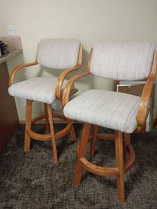 lot 910 image: Douglas Furniture Barstools.  45in H. Seat 21 x 20.  Located in basement