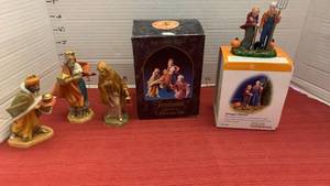lot 1019 image: Fontanini Roman Inc The Three Kings Nativity Figurines Set with Department 56 Halloween Stranger Beware