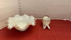 lot 1031 image: White Decorative Bowl with Gold Trim and Footed Dish 2-Piece Lot