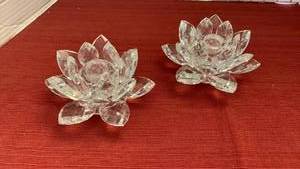 lot 1039 image: Cut Crystal Flower candle holder