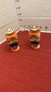 lot 1043 image: Vintage Pair of hand painted Salt and Pepper Shakers