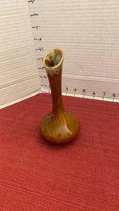 lot 1071 image: Anna Van Briggle Vase Bud Vase
