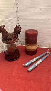 lot 1083 image: Candles Pillar Rooster Figurine with candle