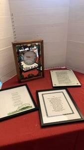 lot 1088 image: Brolio The Original Chianticlassico Wall Clock with Framed Inspirational Prints