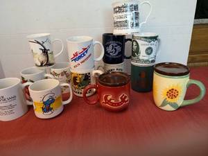 lot 1202 image: Mugs