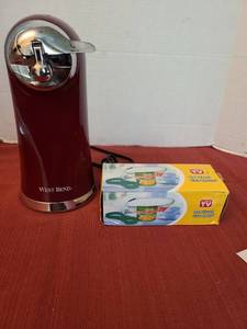 lot 1210 image: Westbend electric can opener, One Touch can opener, grip mate