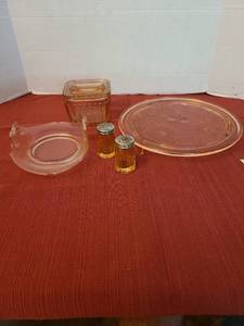 lot 1217 image: Pink depression glassware