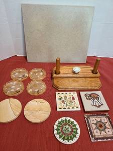 lot 1254 image: Napkin holder, tiles, coasters cutting board.