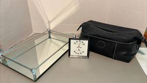 lot 1318 image: Mirrored tray, Dopp bag and a thermometer