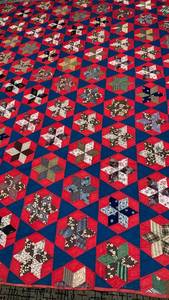 lot 1429 image: Patchwork Quilt Red Navy Blue Star pattern 81X77