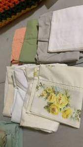 lot 1437 image: Pillow cases