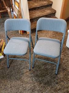 lot 2007 image: Samsonite Folding Chairs with Padded Seat and Back, Set of 2 33x33
