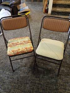 lot 2008 image: Samsonite Folding Chairs Pair with Cushions set of four two pattern styles on cushions