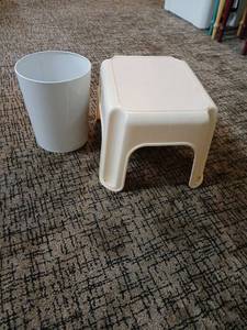 lot 2011 image: Plastic Bathroom Stool and Waste Bin  9.5 inches Set 2-Piece