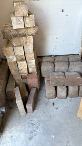 lot 3001 image: Bricks and Edgers