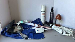 lot 3008 image: Hair Care Styling Tools Accessories and more