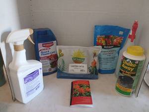 lot 3022 image: Garden & Plant Care Lot Neem MAX, 14 to 12 full