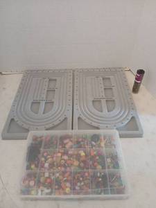 lot 3027 image: Multi-Strand Bead Design board with Beads and Accessories