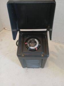 lot 3033 image: Malibu Intermatic Heavy Duty Time Clock ML121RT Low Voltage Transformer 10 inches tall