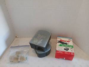 lot 3035 image: TomCat bait station